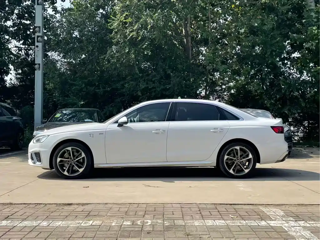 Audi A4L — миниатюра 3