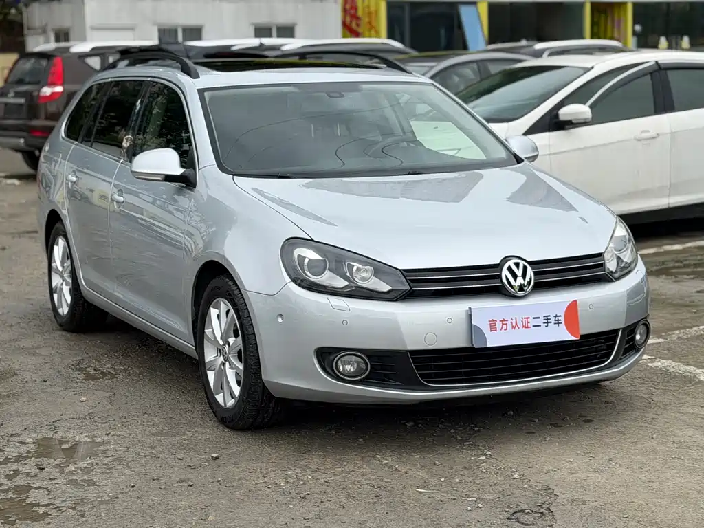 Volkswagen Golf 2011 1.4TSI Luxury