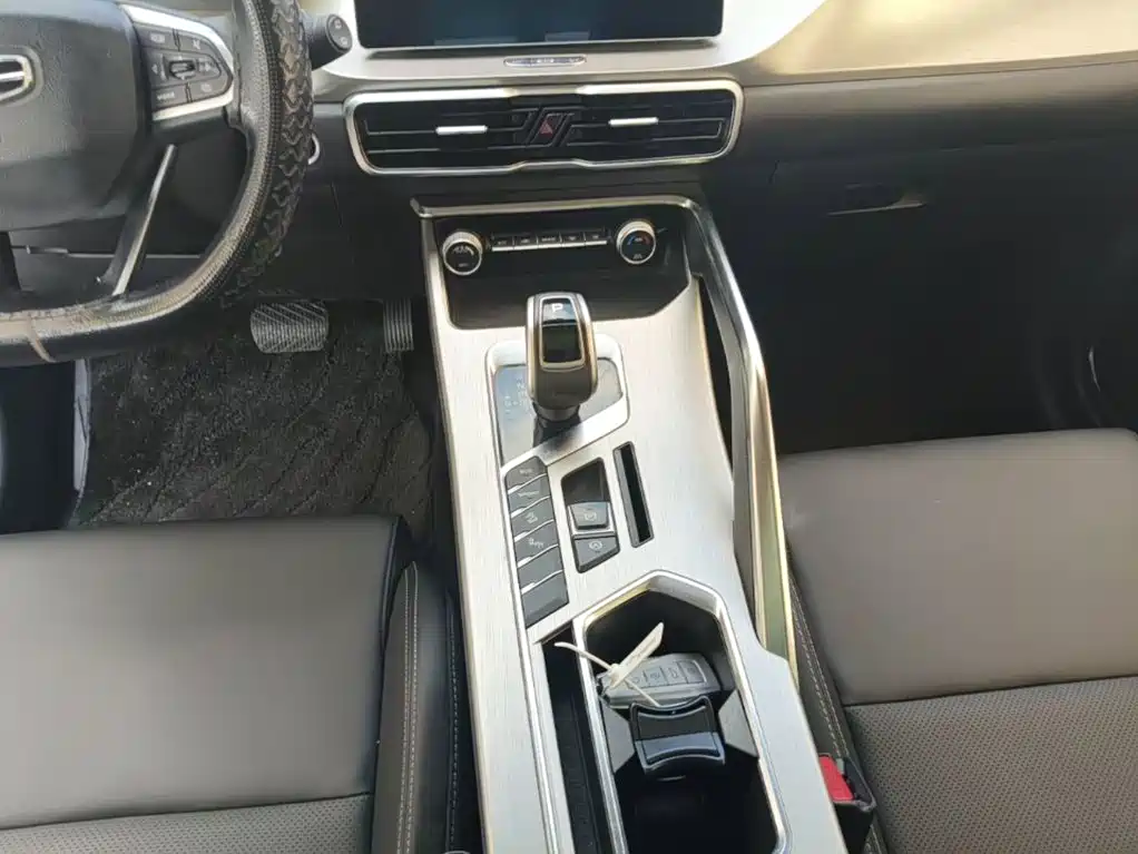 Geely Binyue — миниатюра 14