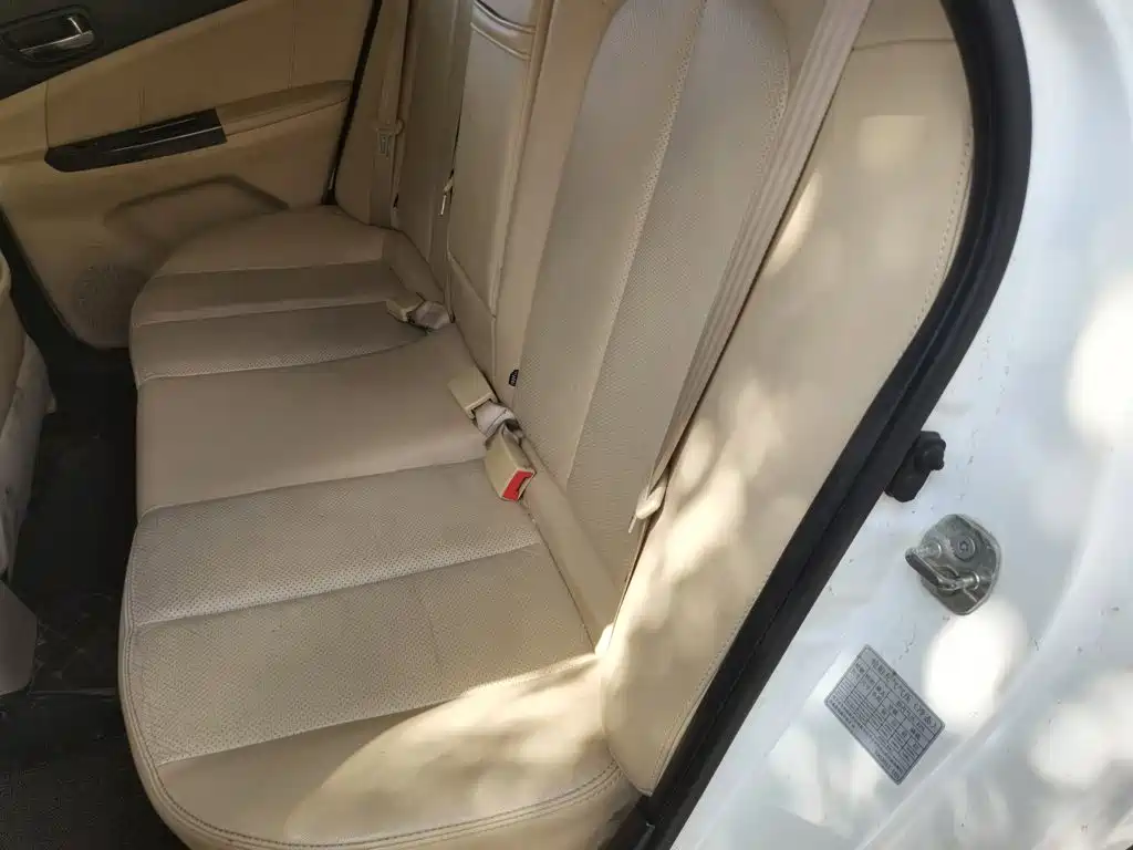 Changan Eado — миниатюра 18