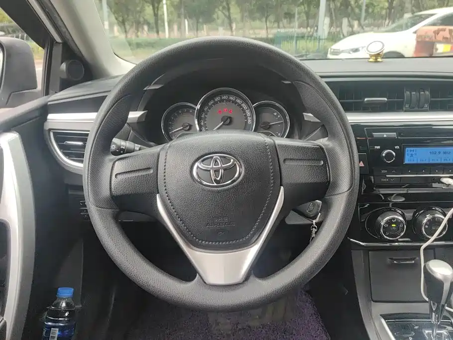 Toyota Corolla — миниатюра 15