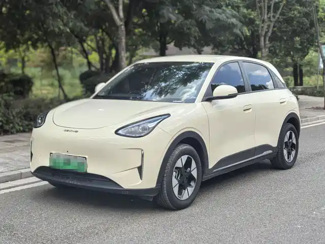 2025 Geely Xingyuan