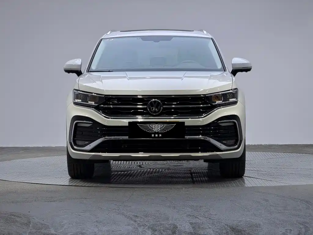 Volkswagen X — миниатюра 2