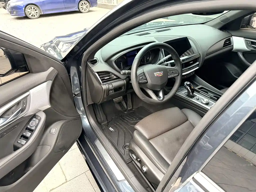 Cadillac CT5 2021 28T Lead Sport