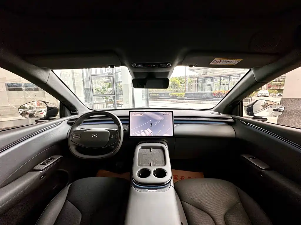 XPeng G7 — миниатюра 18