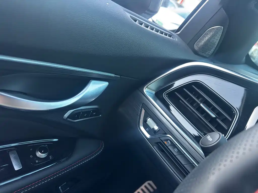 Geely Xingyue — миниатюра 22