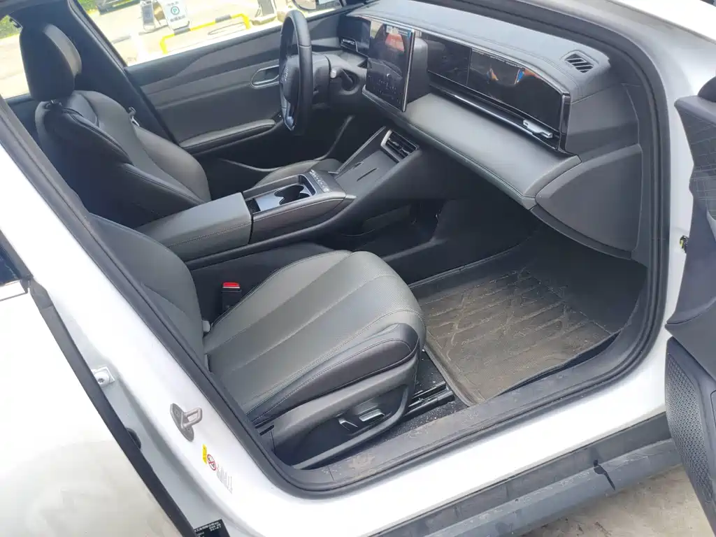 BYD Qin L L 2025 EV 545KM