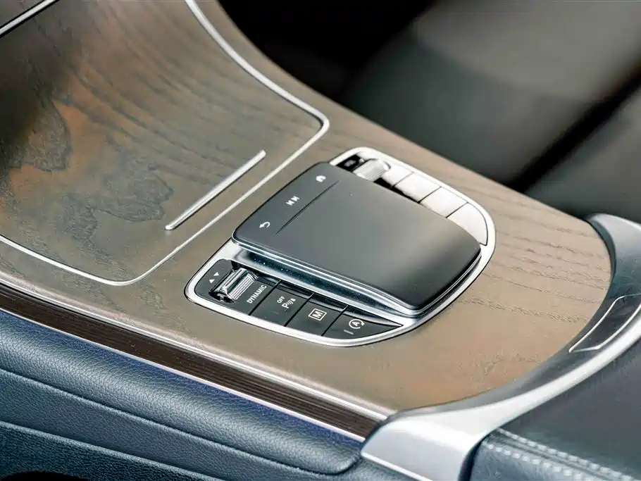 Mercedes-Benz GLC — миниатюра 14