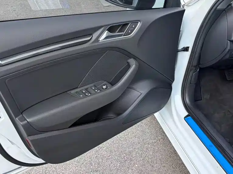 Audi A3 — миниатюра 11