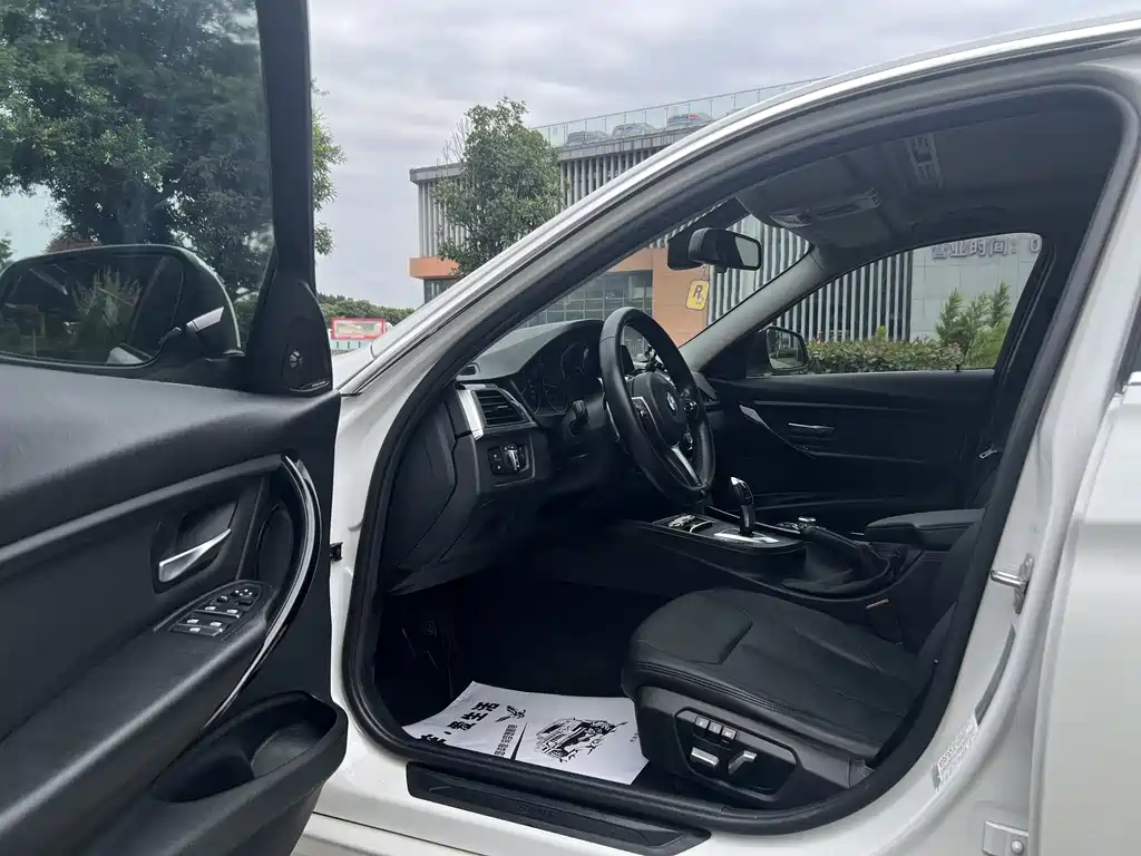BMW 3 Series 3 2016 320Li Fashion