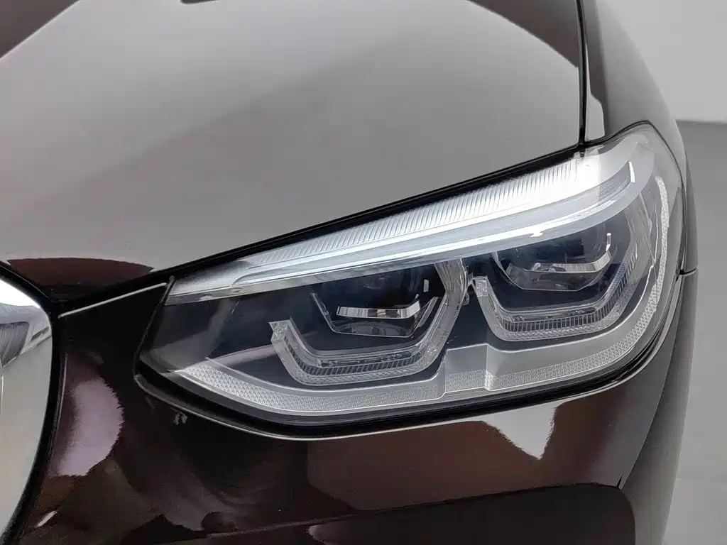 BMW X3 — миниатюра 7