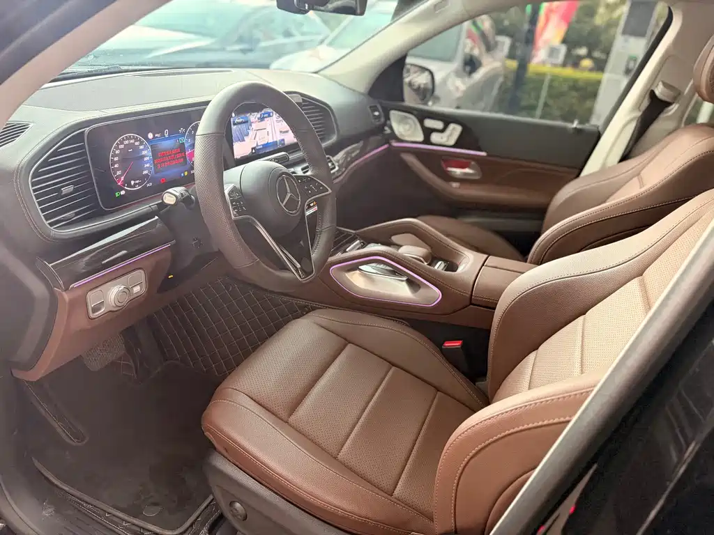 Mercedes-Benz GLE (Import) — миниатюра 13