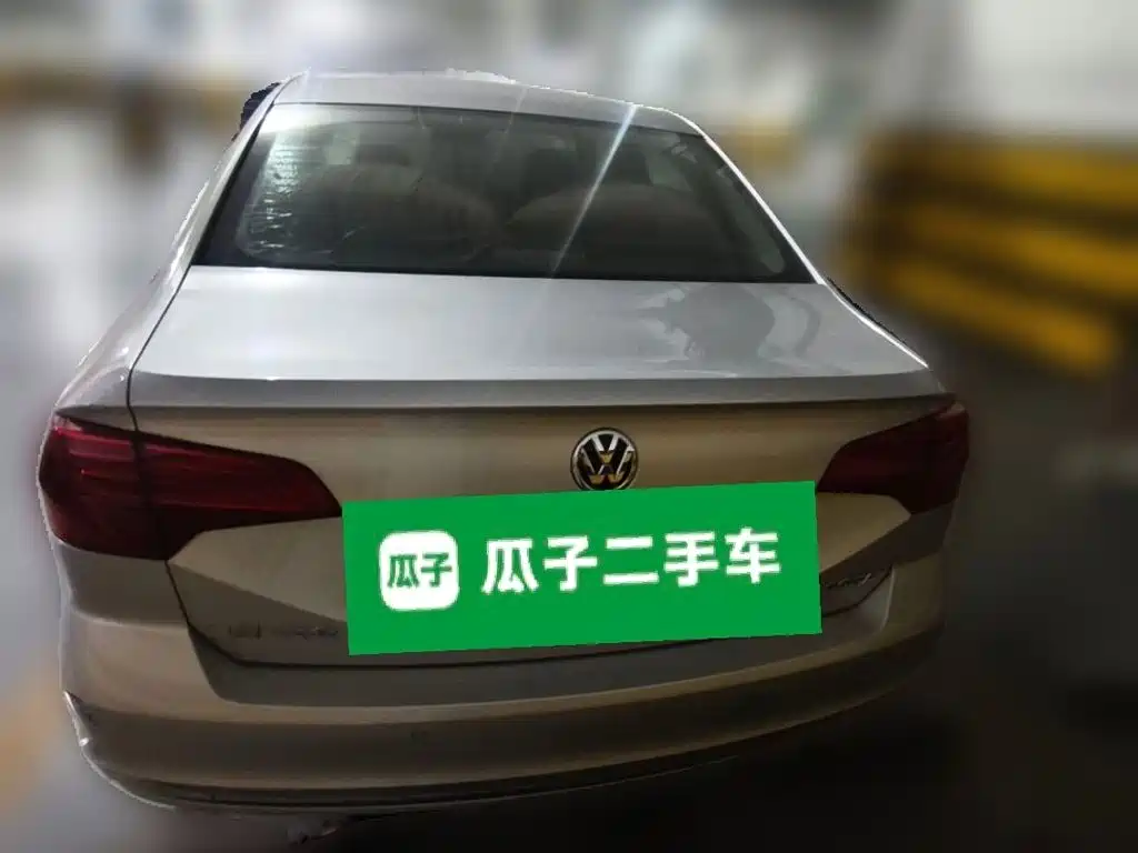 Volkswagen Bora — миниатюра 3