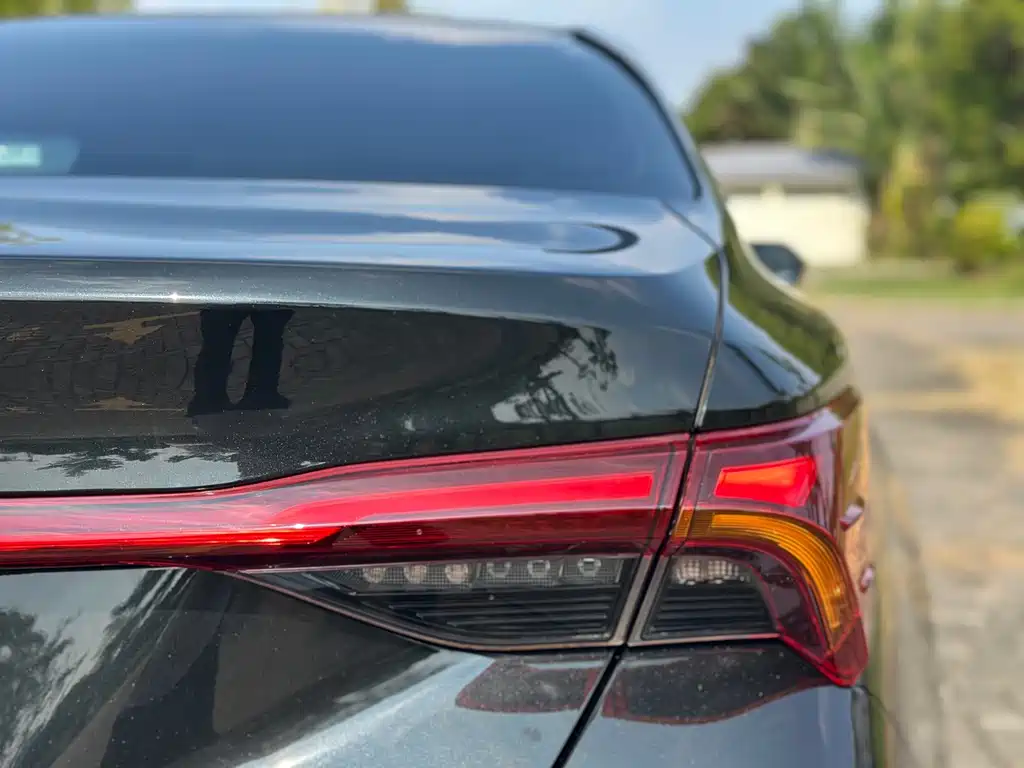Toyota Avalon — миниатюра 5