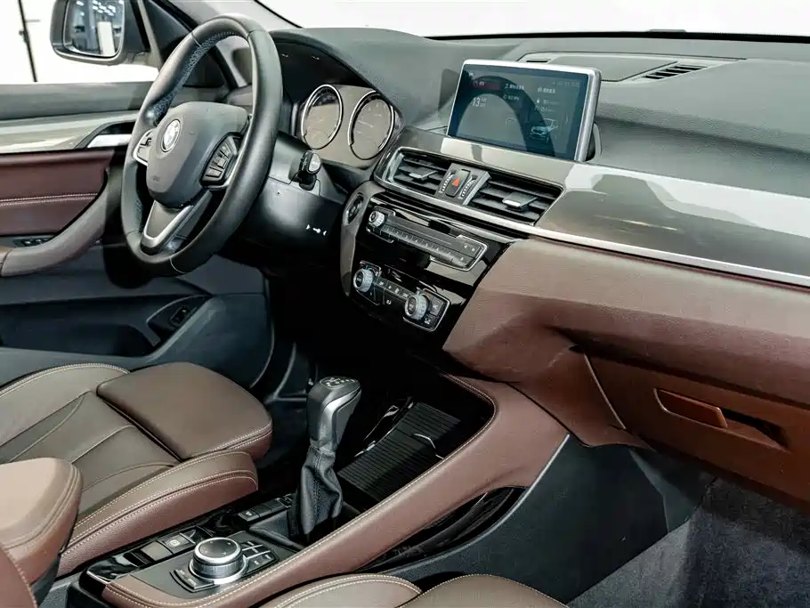BMW X1 — миниатюра 17