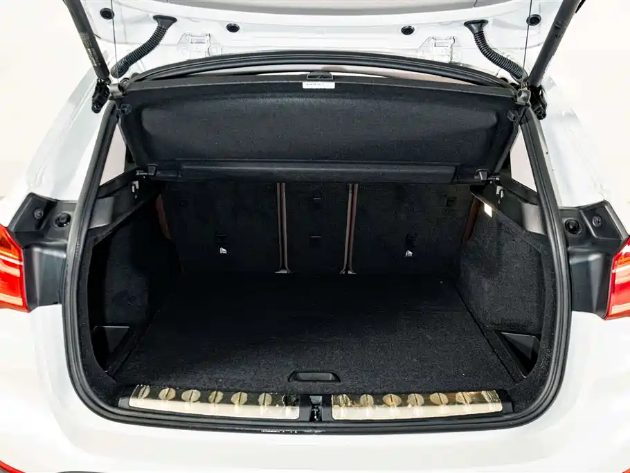 BMW X1 — миниатюра 23