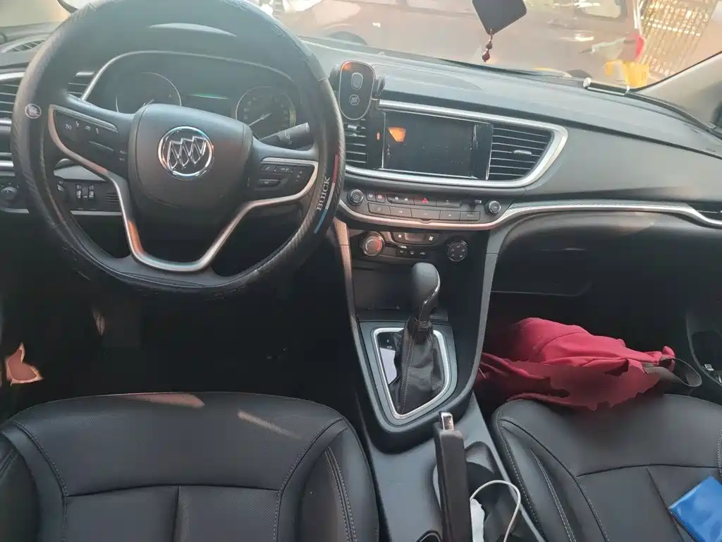 Buick Excelle — миниатюра 10