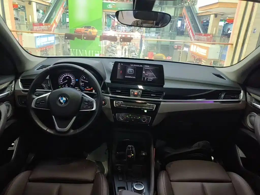 BMW X1 — миниатюра 10
