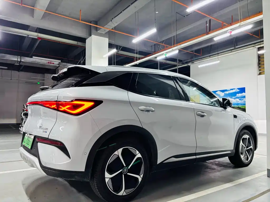 BYD Yuan Plus — миниатюра 11