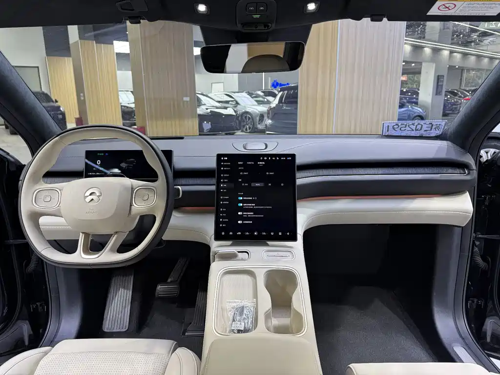 NIO ES6 — миниатюра 19