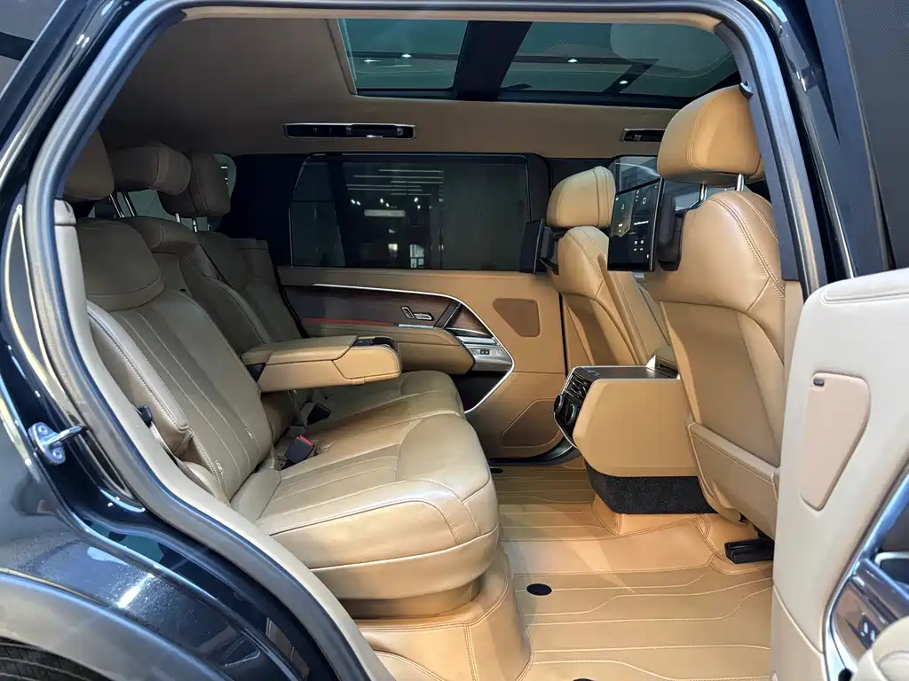 Land Rover Range Rover — миниатюра 13