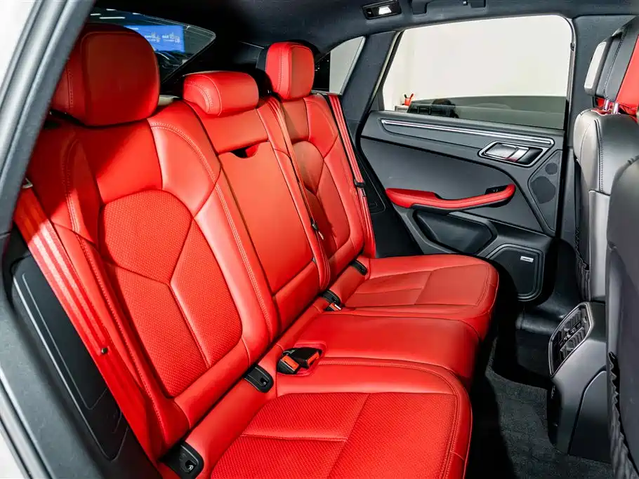 Porsche Macan — миниатюра 22