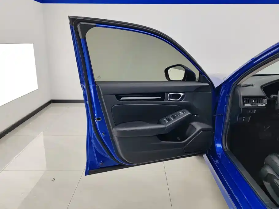 Honda Civic — миниатюра 7