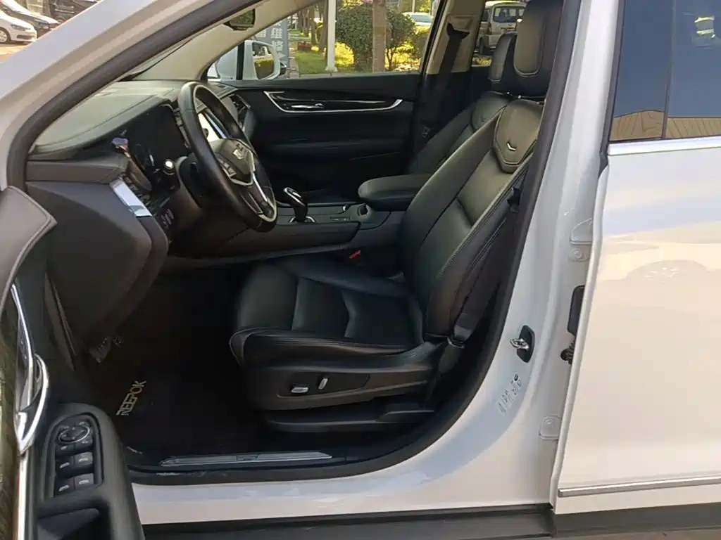 Cadillac XT5 — миниатюра 15