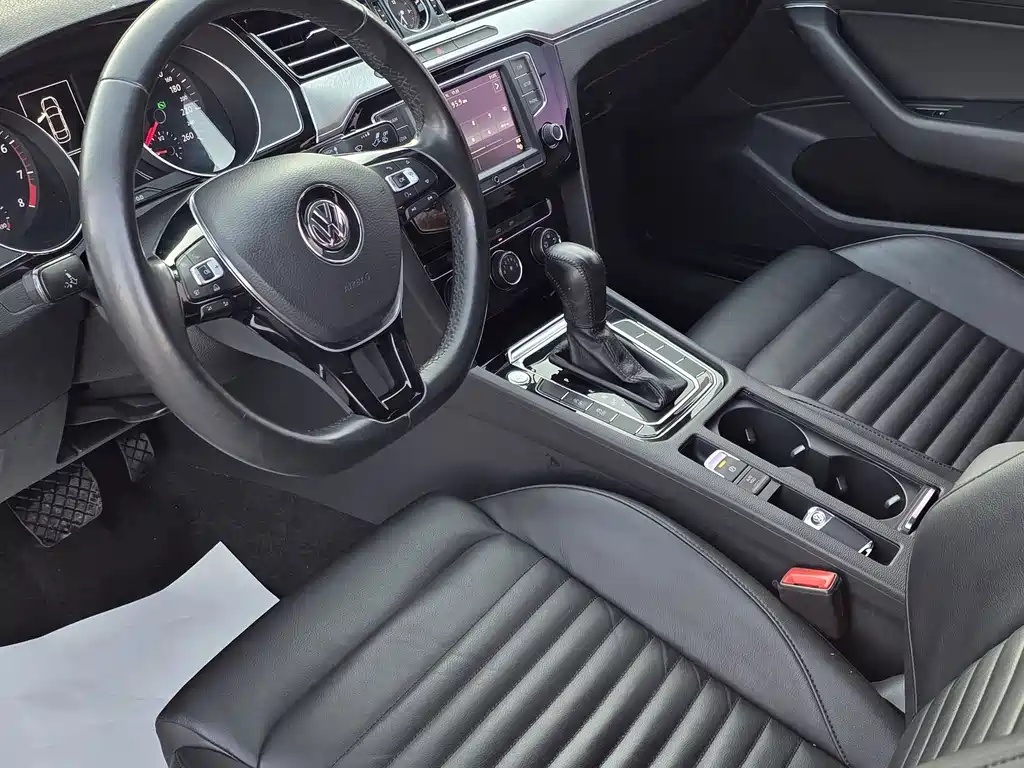 Volkswagen Magotan — миниатюра 11