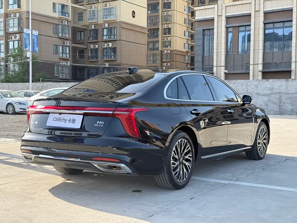 Hongqi Hongqi H5 — миниатюра 6