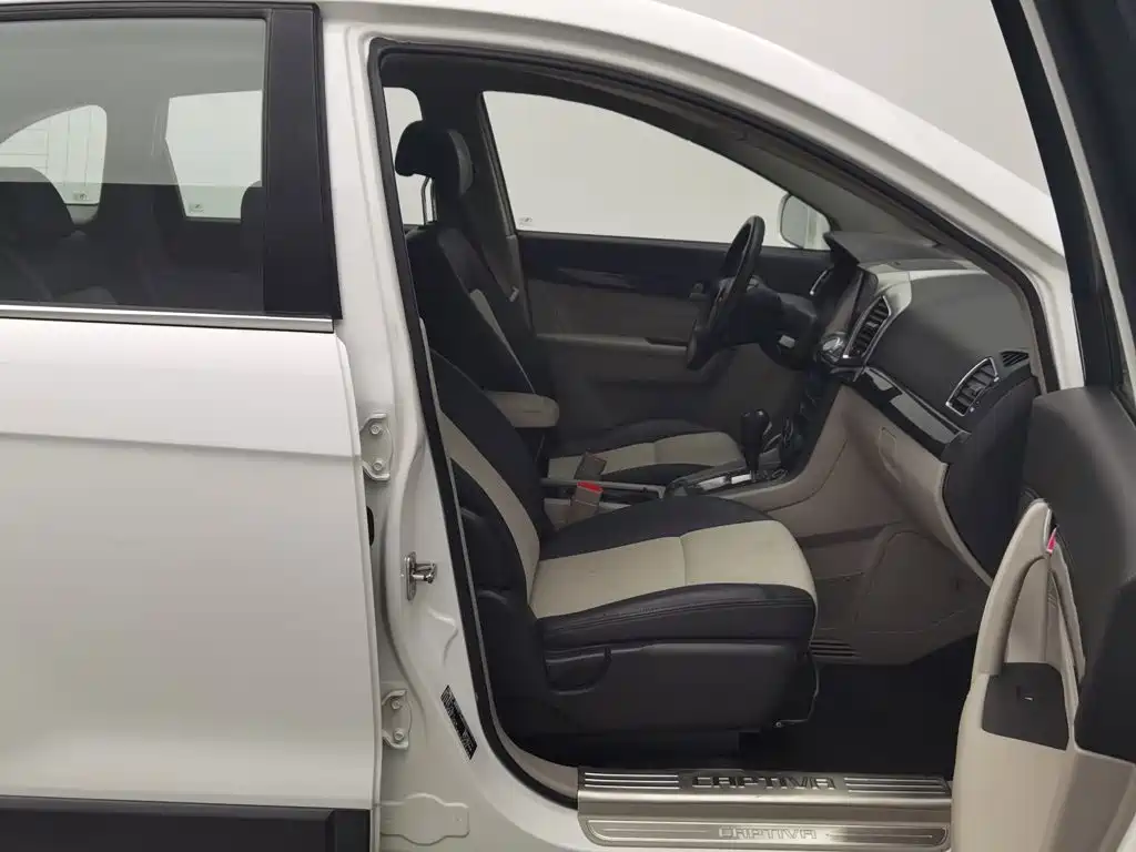 Chevrolet Captiva — миниатюра 23