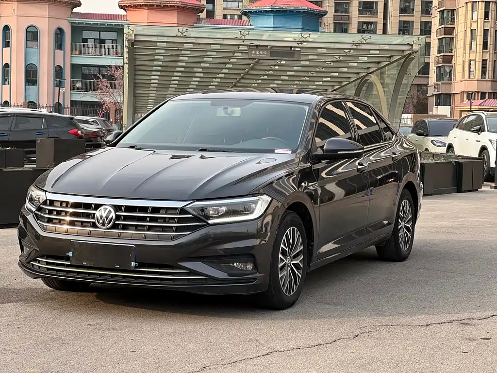 Volkswagen Sagitar 2020