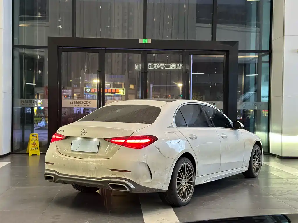 MERCEDES-BENZ C CLASS