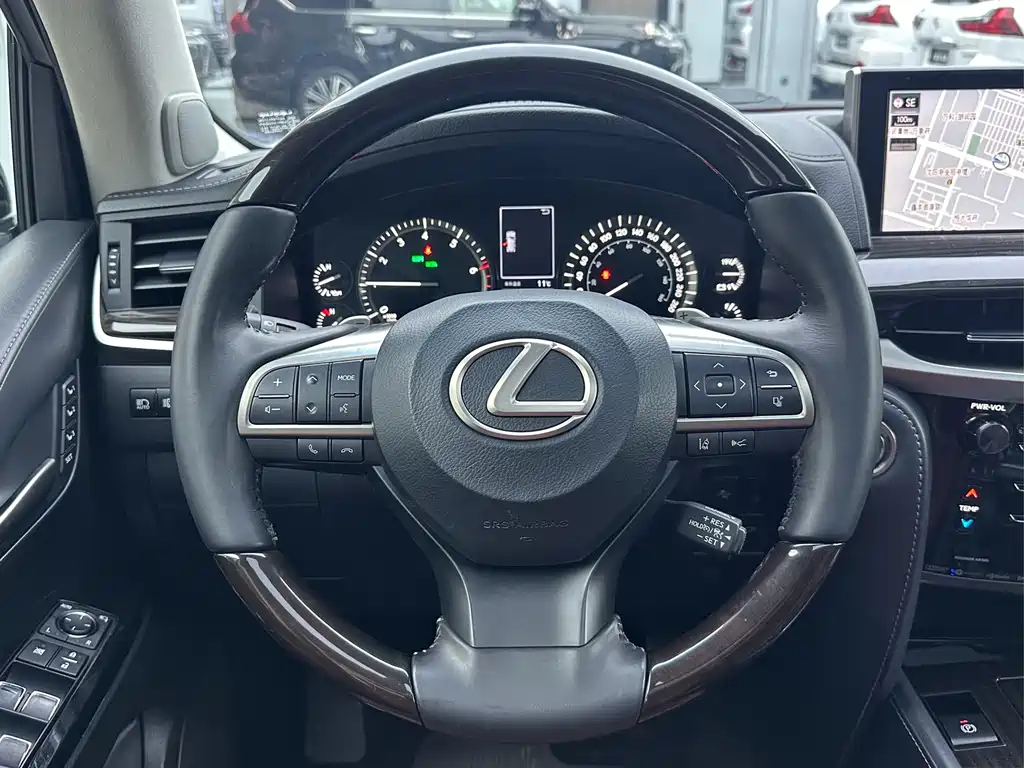 Lexus LX 2020 570