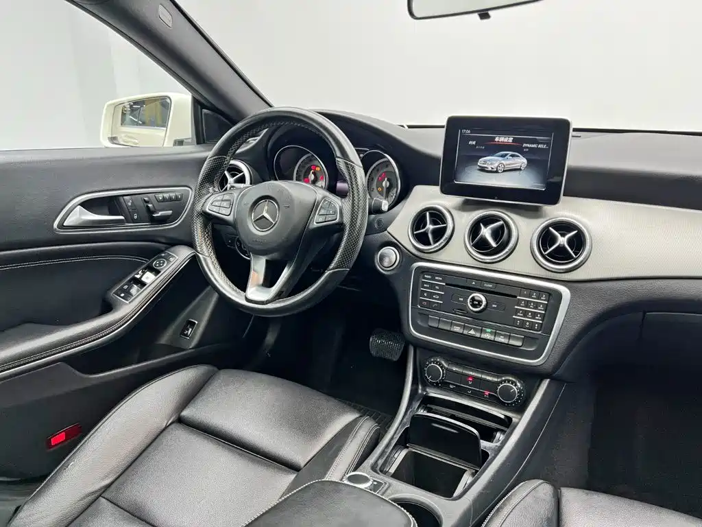 Mercedes-Benz CLA (Import) — миниатюра 21
