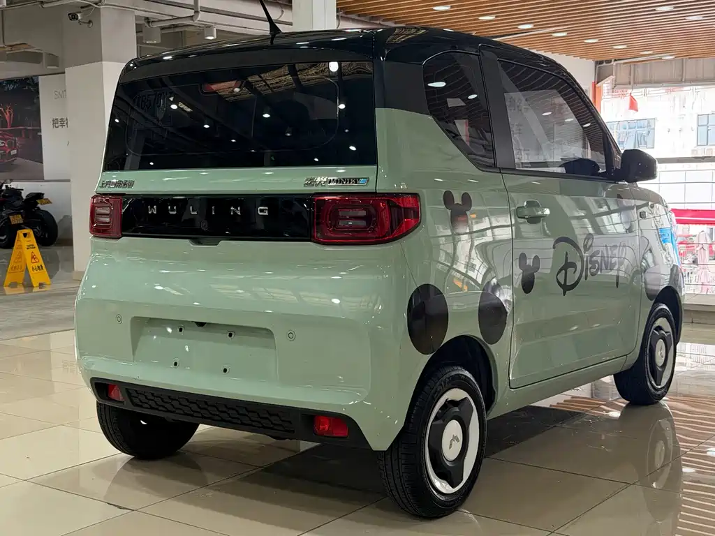 Wuling MINIEV — миниатюра 8