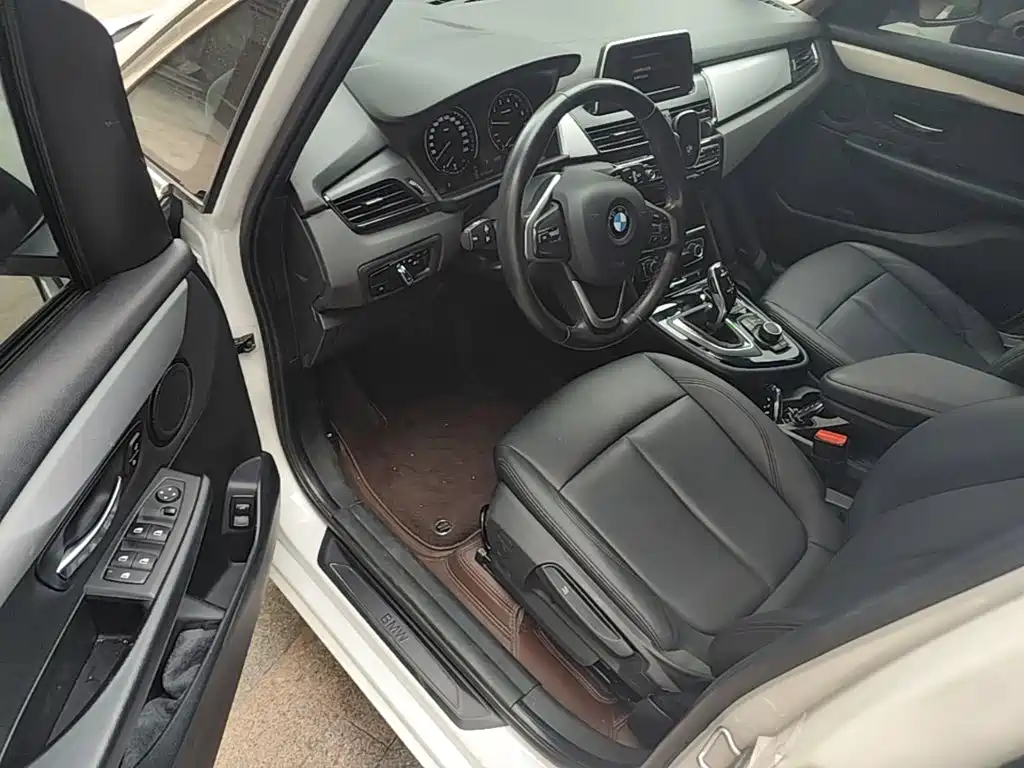 BMW 2 Series Gran Tourer — миниатюра 16