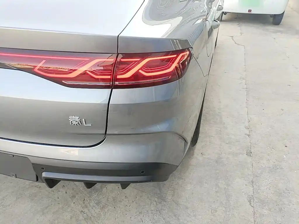 BYD Qin L — миниатюра 8