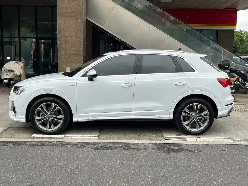 Audi Q3 — миниатюра 3