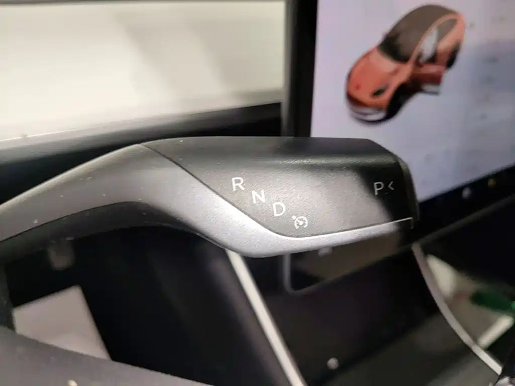 Tesla Model 3 — миниатюра 14