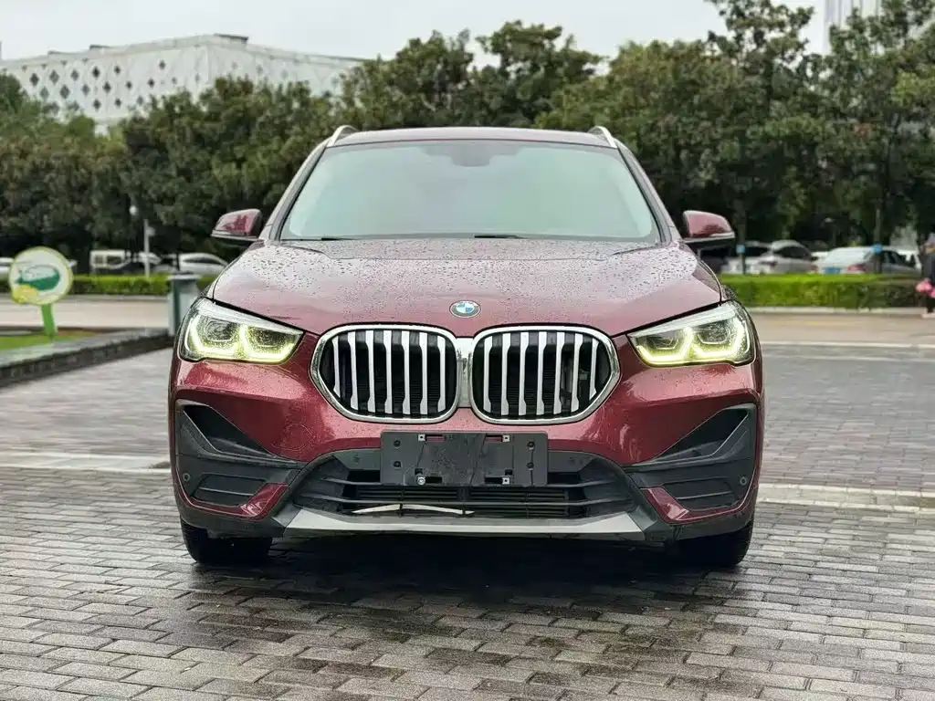 BMW  X1