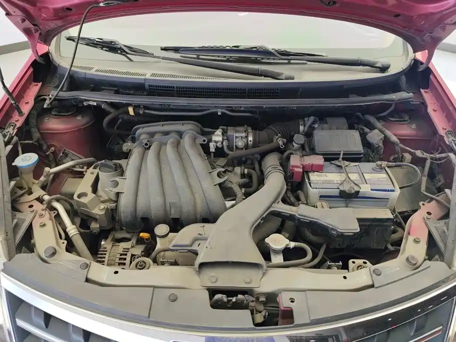 Nissan Livina — миниатюра 10