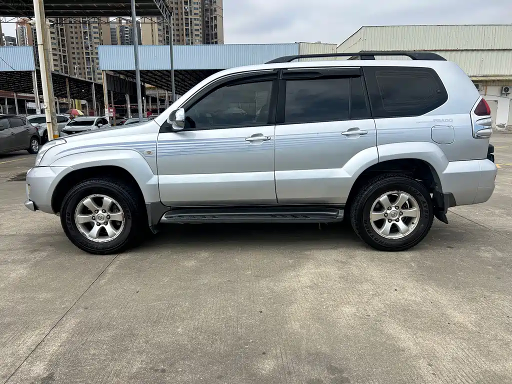 Toyota Prado (Import) — миниатюра 5
