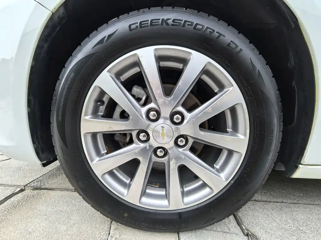 Chevrolet Malibu — миниатюра 15
