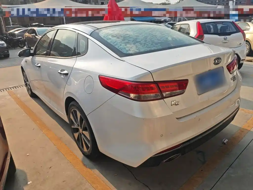 Kia K5 — миниатюра 5
