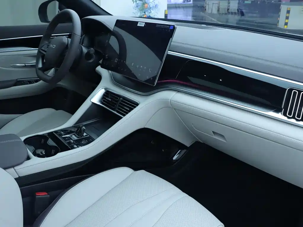 BYD Song Plus PLUS 2025 EV Smart Drive 520km Luxury