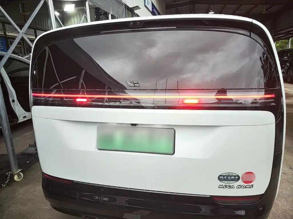 Li Auto Li MEGA — миниатюра 6