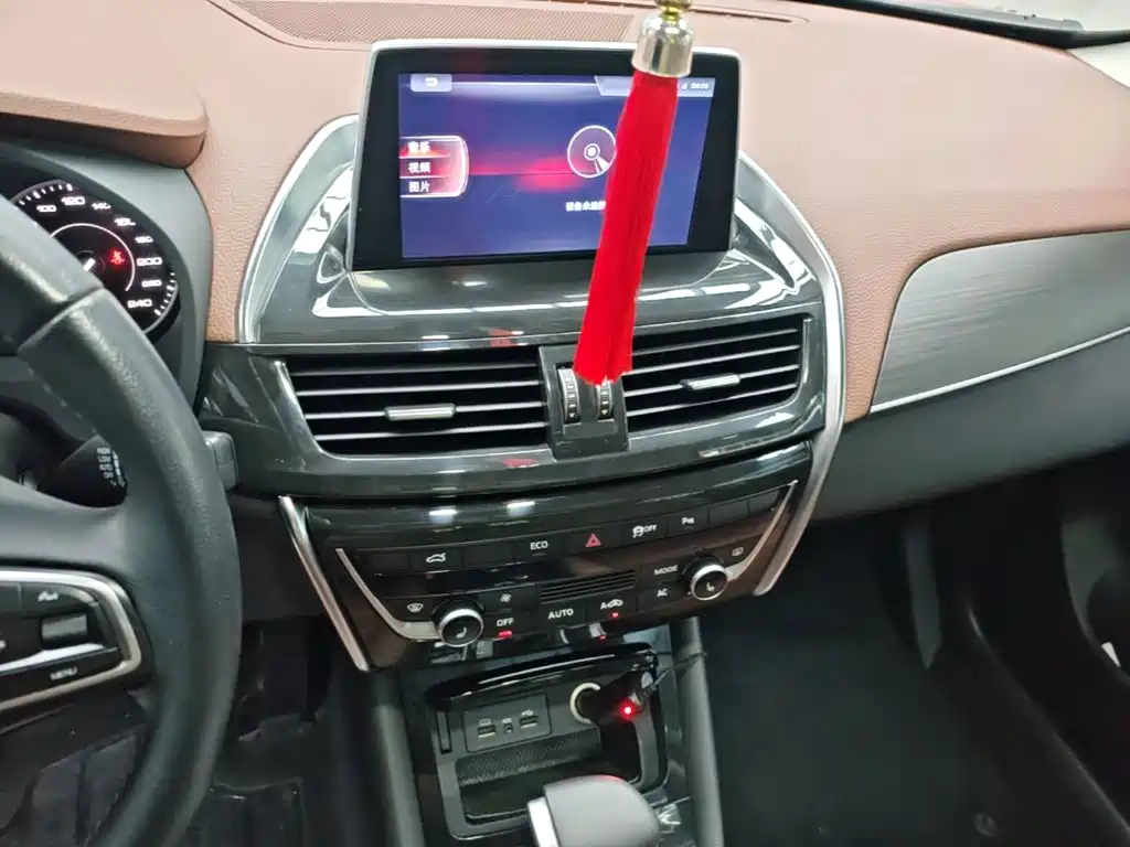 Borgward BX5 — миниатюра 14