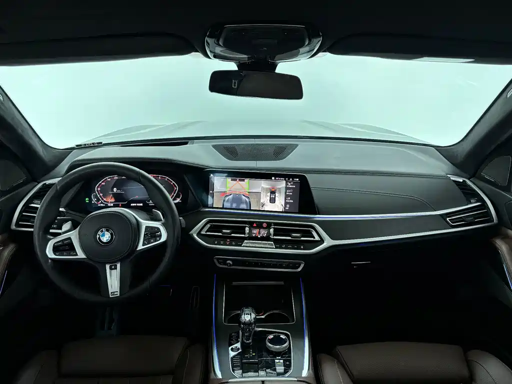 BMW X7 — миниатюра 13