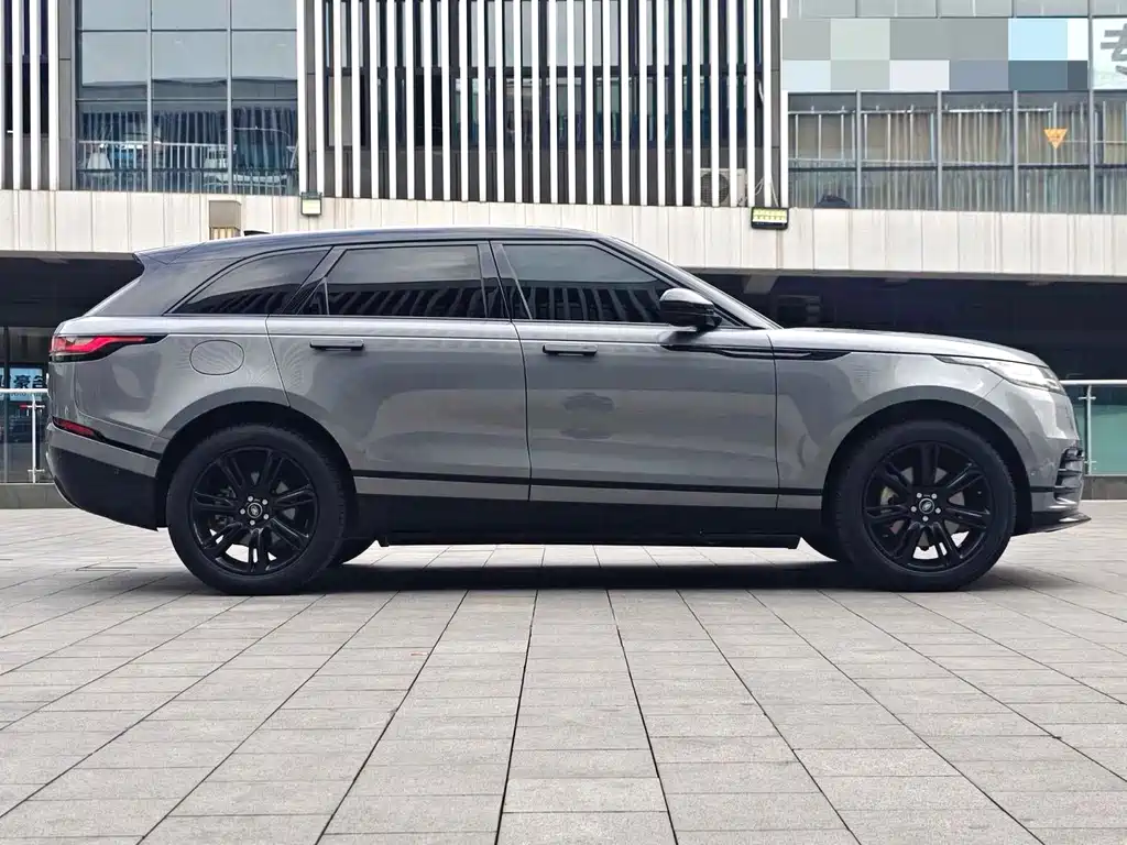 Land Rover Velar — миниатюра 12